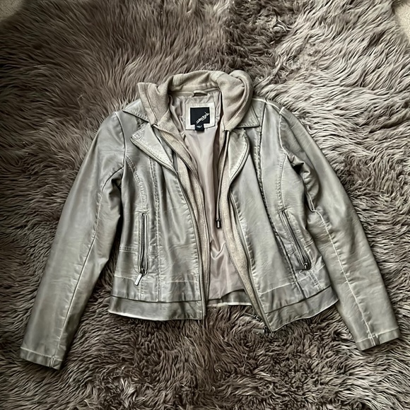 Faux leather jacket - Picture 1 of 7